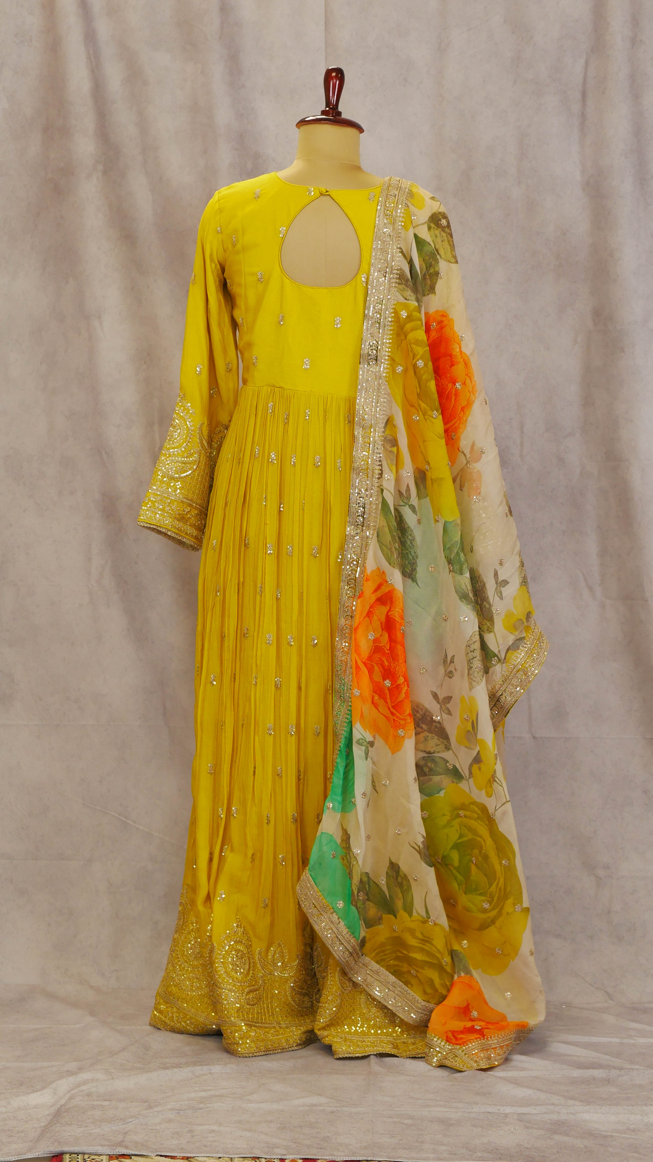 Gowns RDSH3095