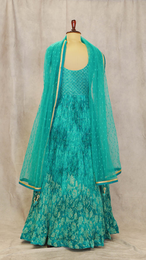 Gowns SWT2812