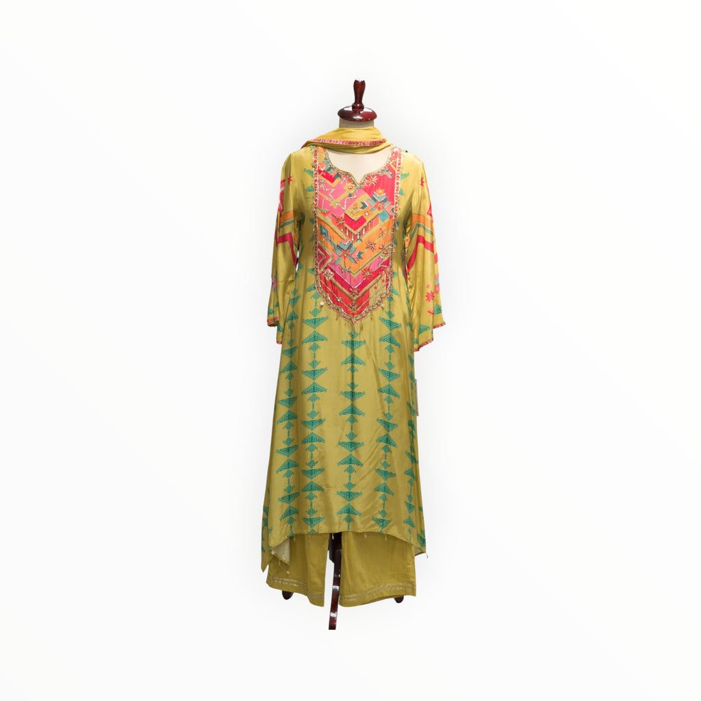 Straight Suit TNK3525